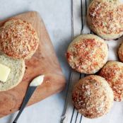 Cacio e Pepe Biscuits