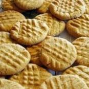 IRRESISTIBLE PEANUT BUTTER COOKIES