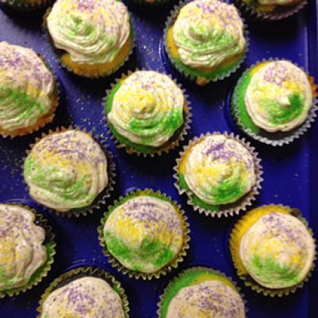 Mardi Gras Cupcakes with Cinnamon Frosting