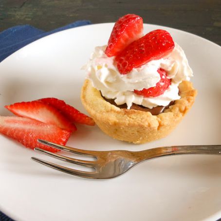 Tarts with Nutella (Crostatine Con Nutella)