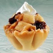 WARM MINI APPLE PIES