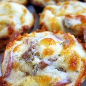 Sausage and Pepperoni Pizza Puffs
