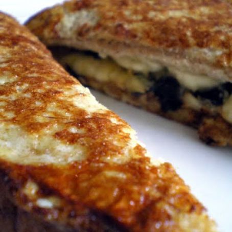 Yo Halla on the Square