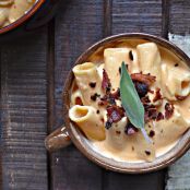 Pumpkin & Cider Stove Top Mac n' Cheese with Crispy Bacon
