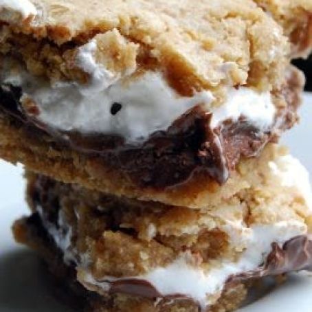 S'mores Cookie Bars