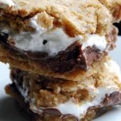 S'mores Cookie Bars