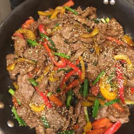 Spicy Beef and Bell Pepper Stir-Fry