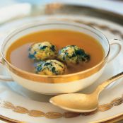 Saffron Chicken Broth w/Spinach Matzoh Balls