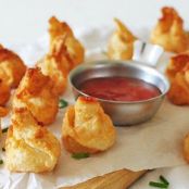 Sriracha and Cream Cheese Wonton Bombs