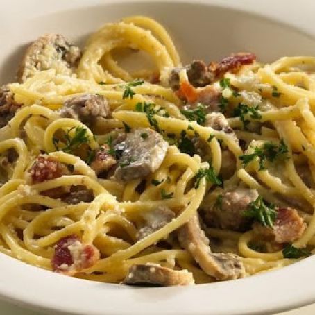 Ground Beef and Mushroom Carbonara