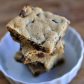 Oatmeal Chocolate Chunk Bars