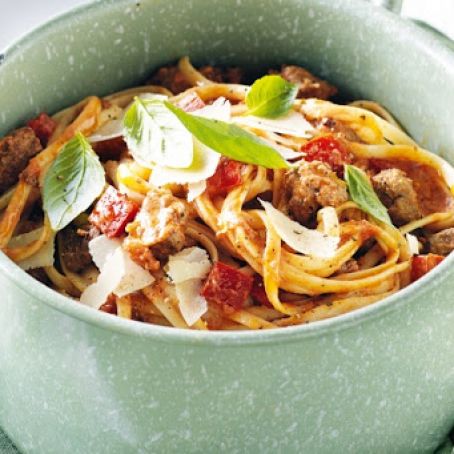 SAUSAGE LINGUINE PIE