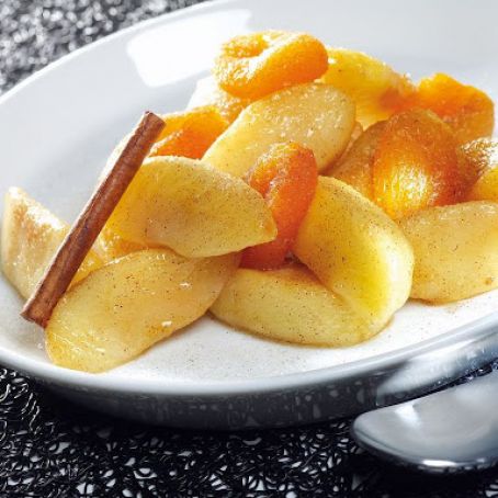 Apple Wedges with Cinnamon