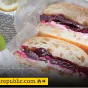 Roasted Beet Sandwiches With Chive Ricotta Cheese