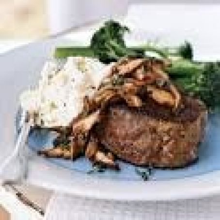 Beef Tenderloin with Mushroom Ragout