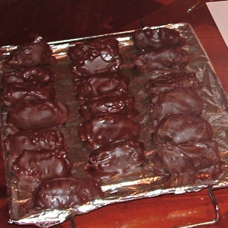 Coconut or Peanut Butter Easter Eggs