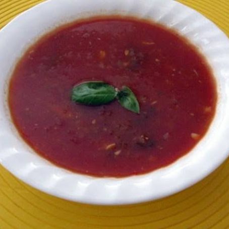 SOUP: Roasted Garlic and Basil Tomato Soup