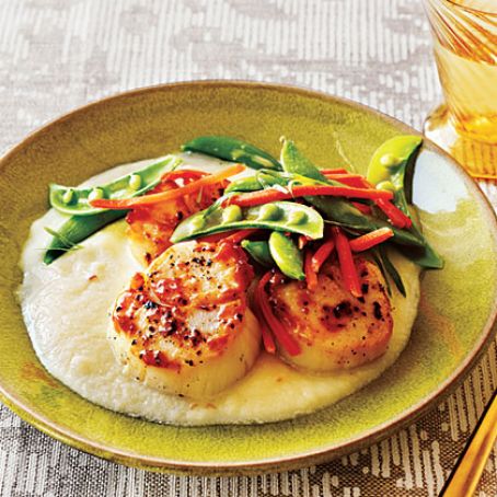 Seared Scallops with Cauliflower Purée