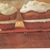 Pumpkin Cupcakes with Spiced Mascarpone Frosting