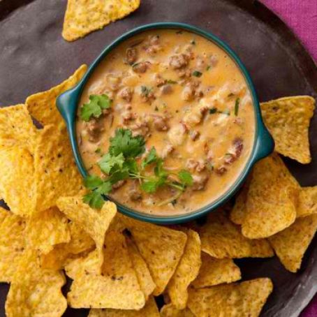 Queso Fundido con Chorizo