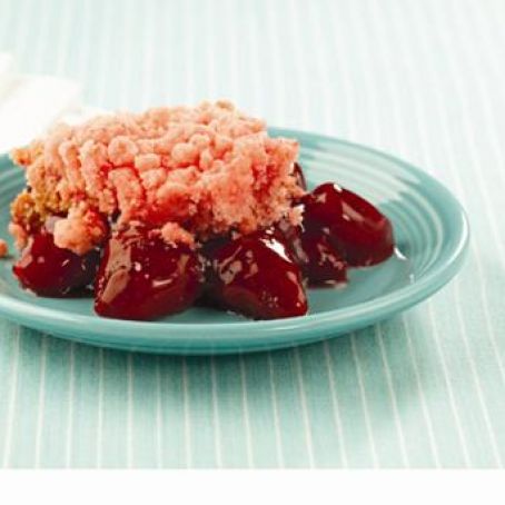 Strawberry Slow Cooker Scoop Cake