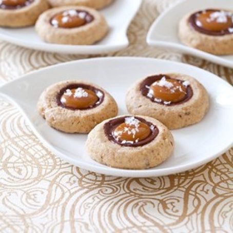 Salted Caramel Pecan Sandies