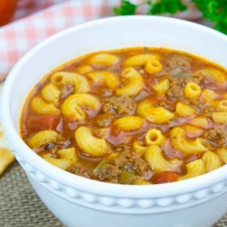 BEEF AND TOMATO MACARONI SOUP