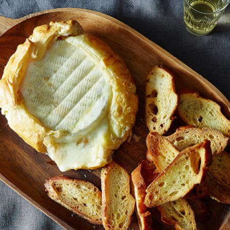 How to Make Baked Brie Without a Recipe