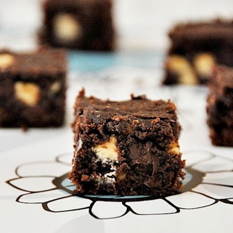 BROWNIE - Chocolate Bits Brownie Slice