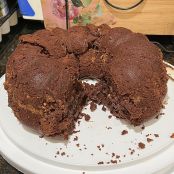 Chocolate Banana Split Streusel cake