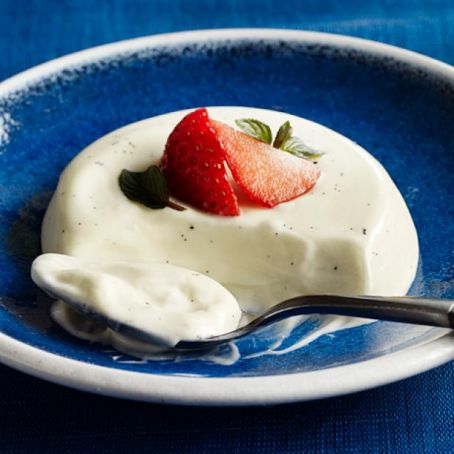 Vanilla Panna Cotta