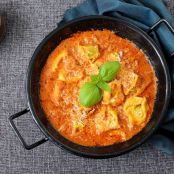 Creamy Tomato Tortellini Soup