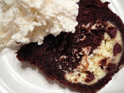 CHOCOLATE CHEESECAKE TUNNEL CAKE Recipe - (4.5/5) image