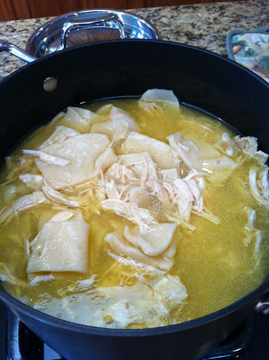 Southern-Style Old Fashioned Chicken and Dumplings Recipe - (4.2/5)