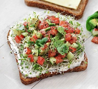 avocado, tomato, sprouts & pepper jack with chive spread Recipe - (3.7/5)_image