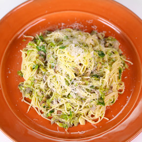 Angel Hair with Bacon, Brussels Sprouts, and Mushrooms Recipe - (4.4/5)_image