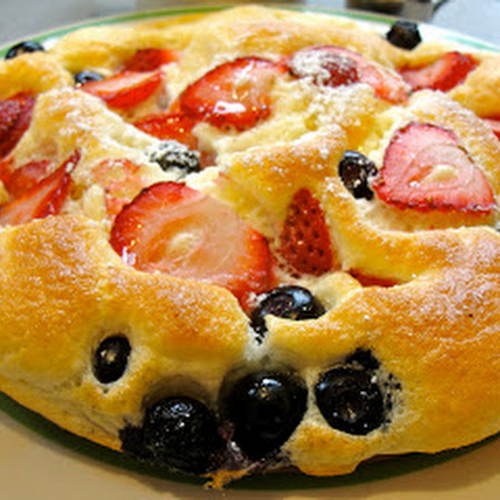 Strawberry Souffle Pancakes Recipe - (4.4/5)_image