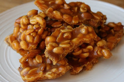 Slow Cooker Peanut 'Brittle' Candy Recipe - (4.3/5)_image